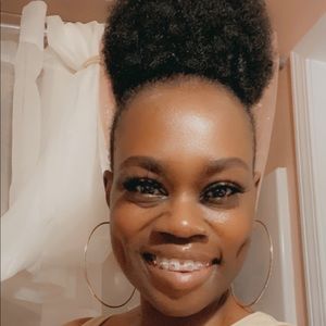 Meet your Posher, Nivea